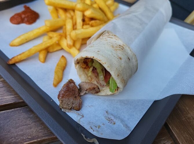 Restaurant Les 4 Frères Bedri à Paris, France