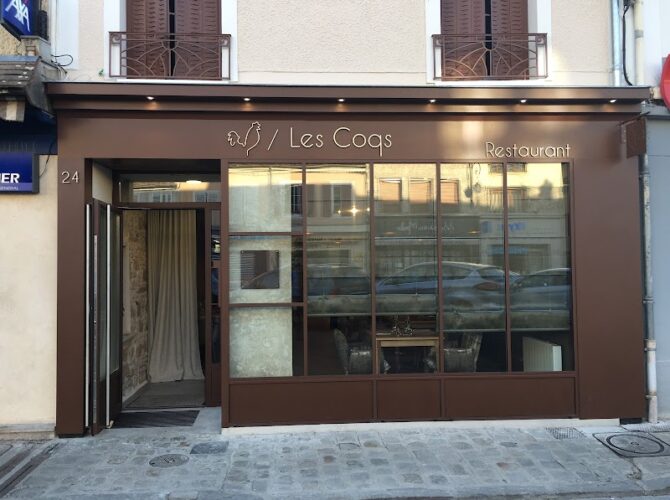 Restaurant Les Coqs à Milly-la-Forêt, France