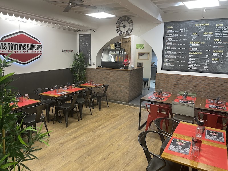 Restaurant Les Tontons Burgers à Lyon, France