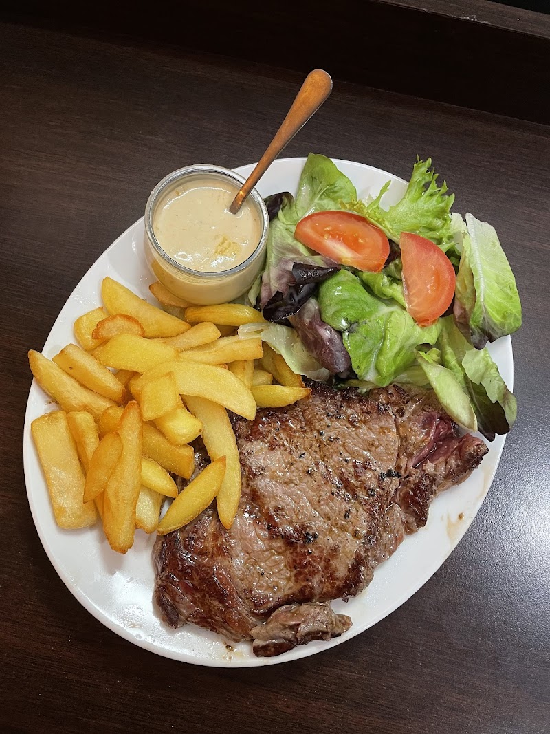 Restaurant Les Trois Six à Pézenas, France