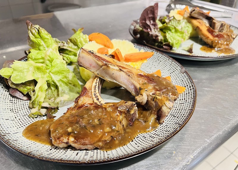 Restaurant L’Express à Le Passage, France