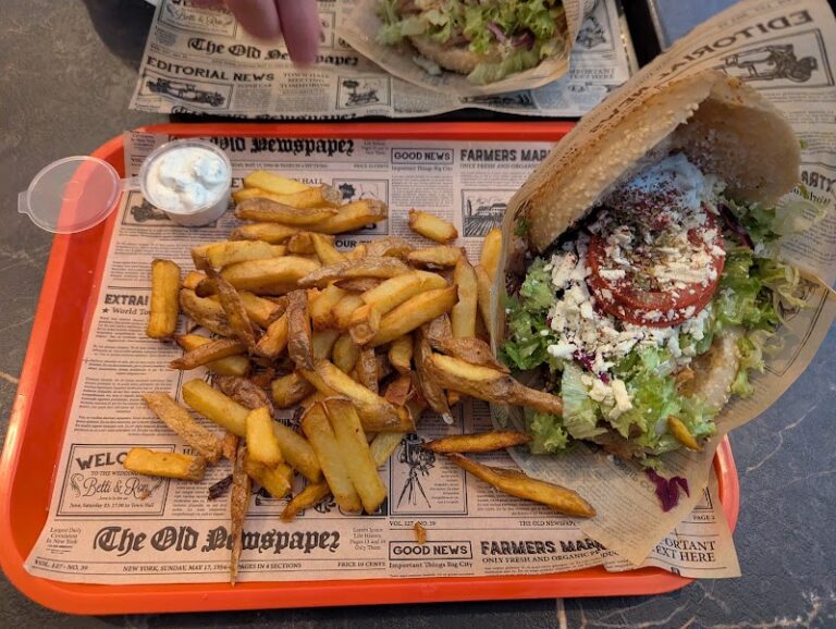 Restaurant LEZZET à Lille, France — photo 1