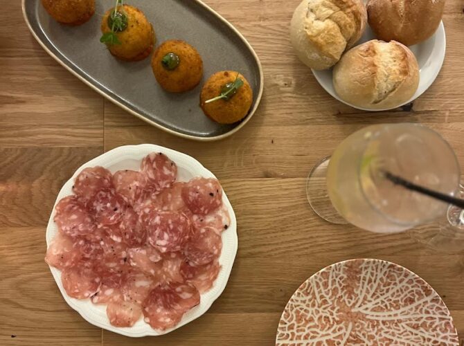 Restaurant l’Inizio TRATTORIA les Sablettes à La Seyne-sur-Mer, France