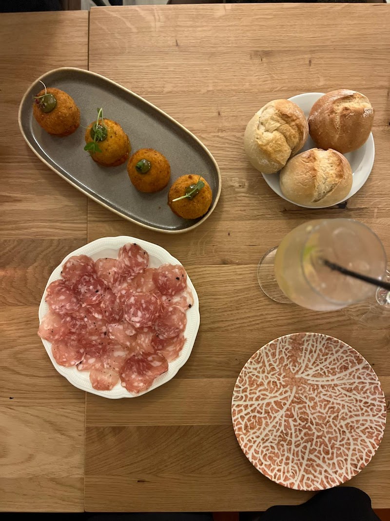 Restaurant l’Inizio TRATTORIA les Sablettes à La Seyne-sur-Mer, France — photo 2