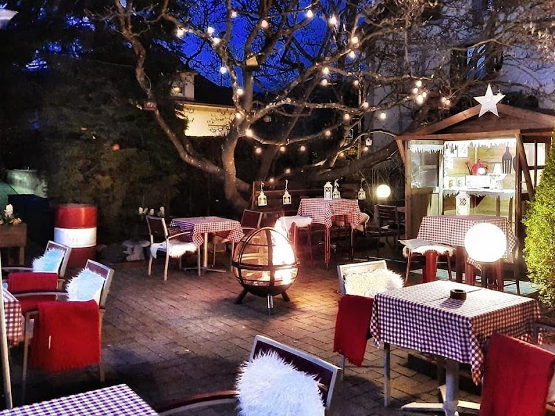 Restaurant Logis Hôtel Aux Sapins à Thann, France