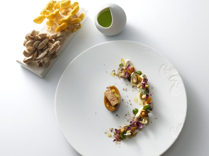 Restaurant L’Oiseau Blanc à Paris, France