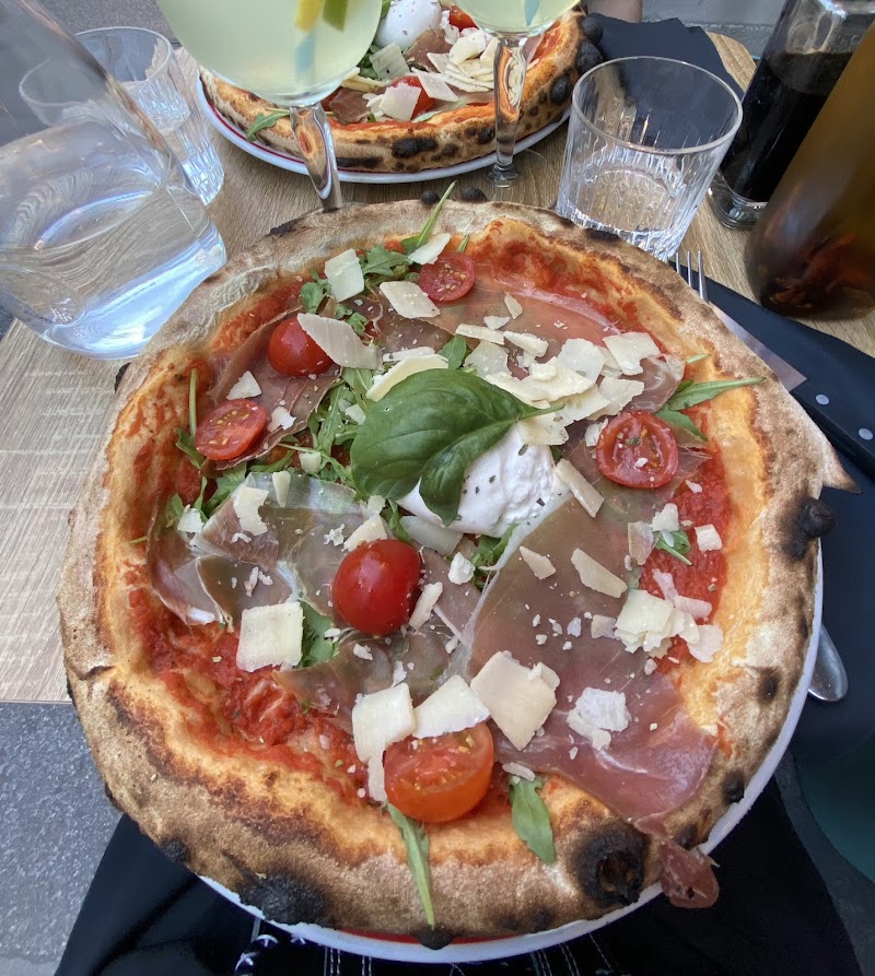 Restaurant L’Oliveto à Paris, France