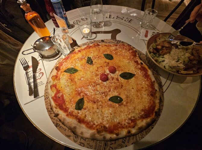 Restaurant L’Osteria Lyon St. Nizier à Lyon, France