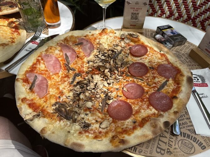 Restaurant L’Osteria Paris Chatelet à Paris, France