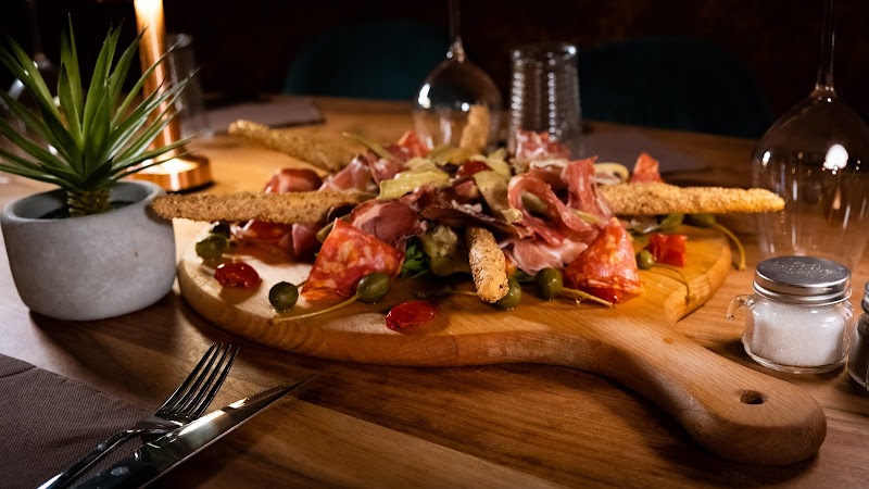 LUCA restaurant Italien à Agen, France