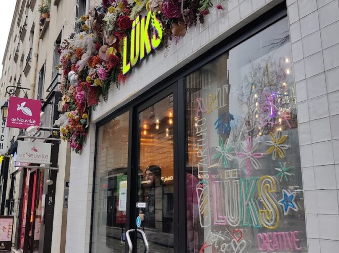 Restaurant LÜKS Kebab Paris 13 à Paris, France