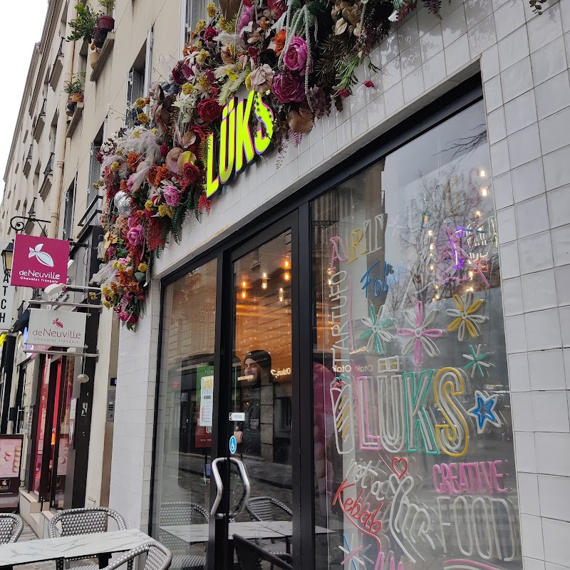 Restaurant LÜKS Kebab Paris 13 à Paris, France