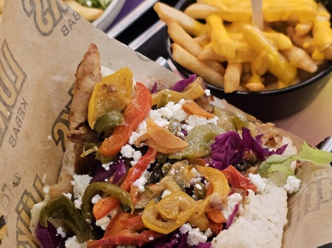 Restaurant LÜKS Kebab Paris 13 à Paris, France