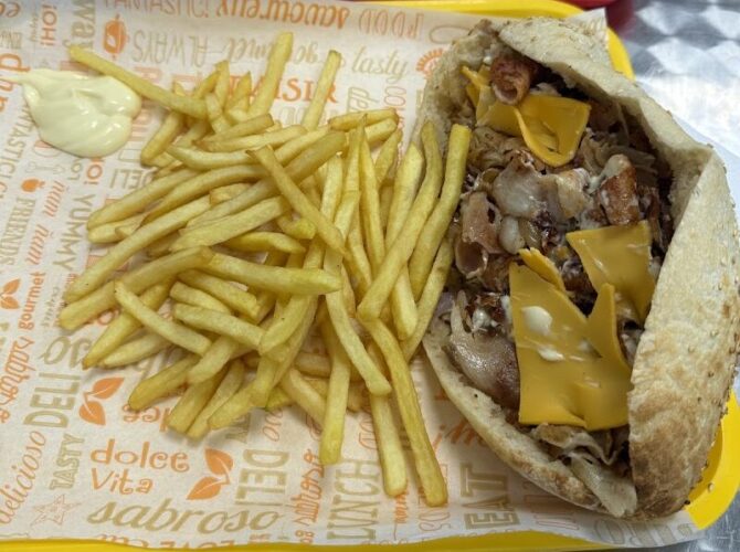 Restaurant Lycée Kebab à Dijon, France