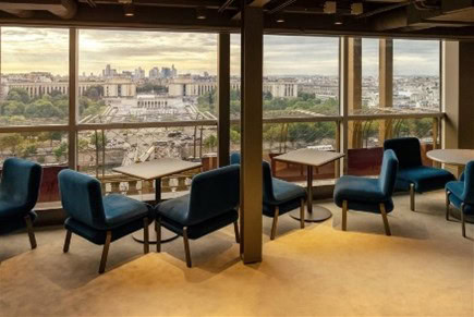 Restaurant Madame Brasserie – Tour Eiffel à Paris, France