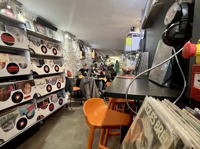 Restaurant Mange Disque à Bayonne, France