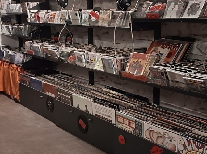 Restaurant Mange Disque à Bayonne, France