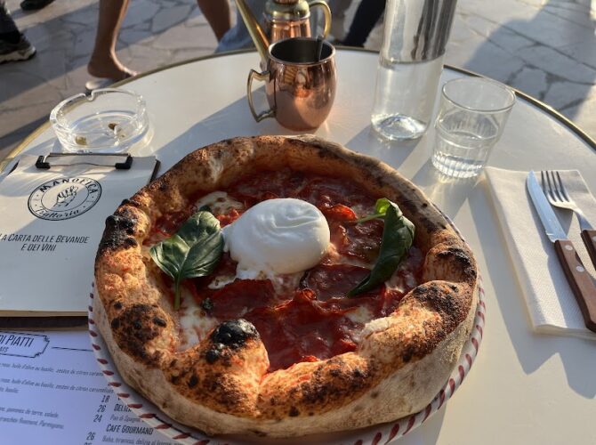 Restaurant Manofica – Port de Toulon à Toulon, France