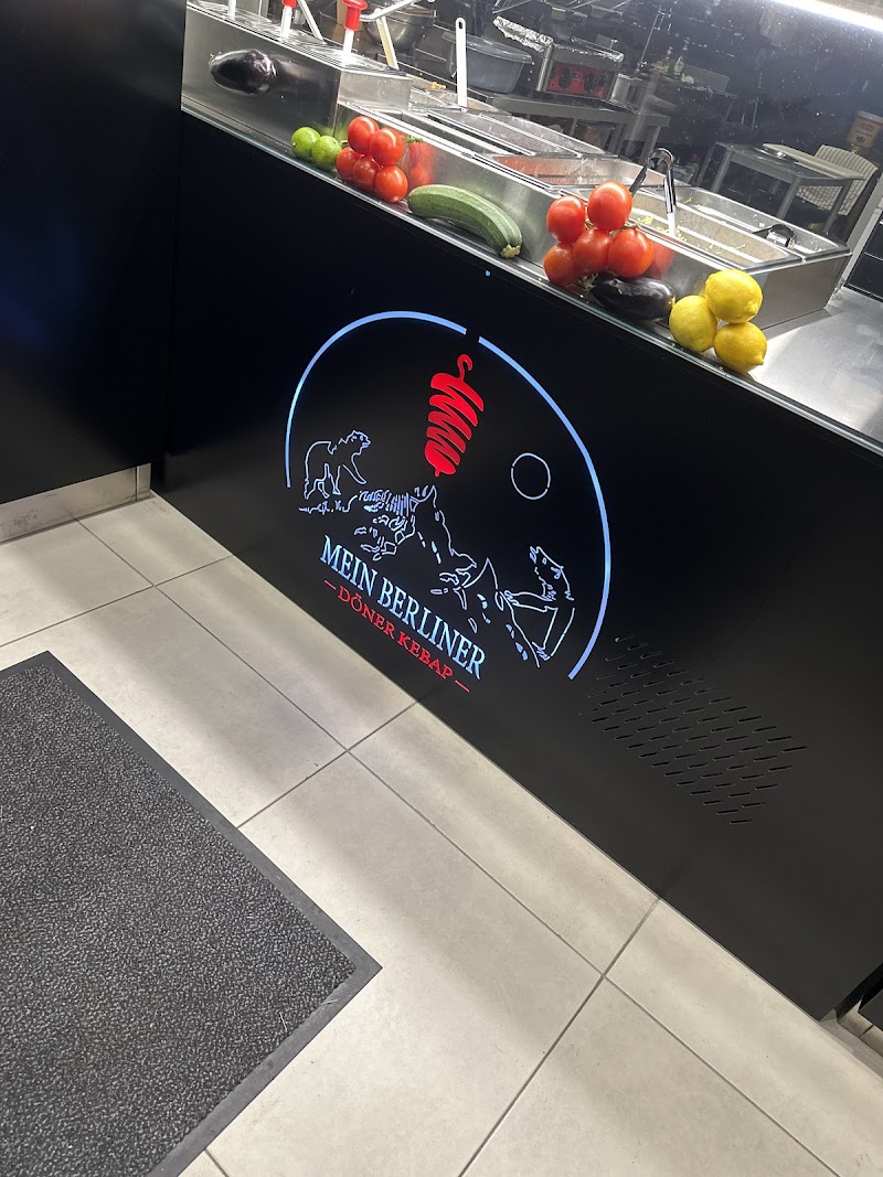 Restaurant Mein Berliner – Döner Kebap à Lille, France