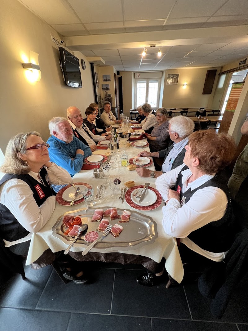 Restaurant Mon Clocher à Saint-Exupéry-les-Roches, France