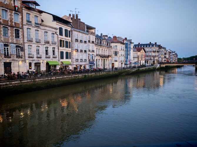 Restaurant Mona Lisa Bayonne à Bayonne, France