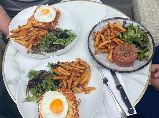 Restaurant Monsieur Bassano à Paris, France