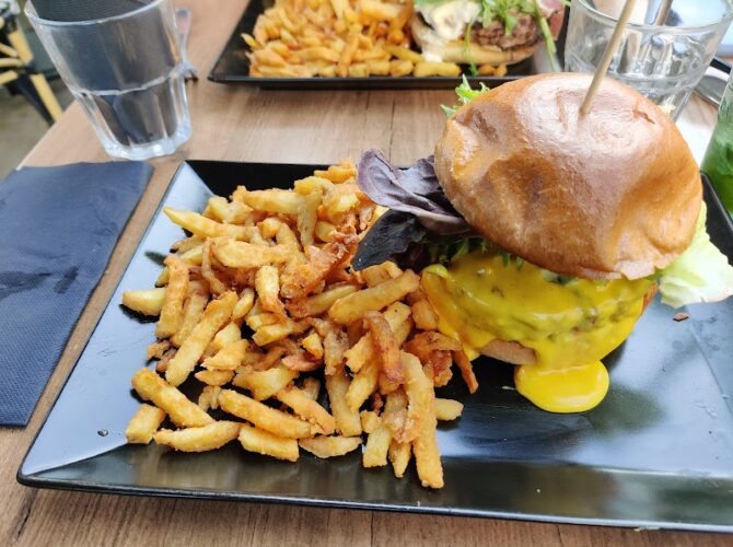 Restaurant Monsieur Joe à Rennes, France