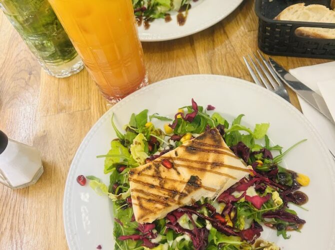 Restaurant Mont Frenchy à Paris, France