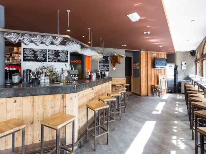 Restaurant MOÖ bar cuisine à Chamonix-Mont-Blanc, France