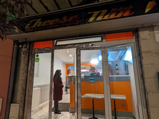 Restaurant Nan kebab à Tours, France