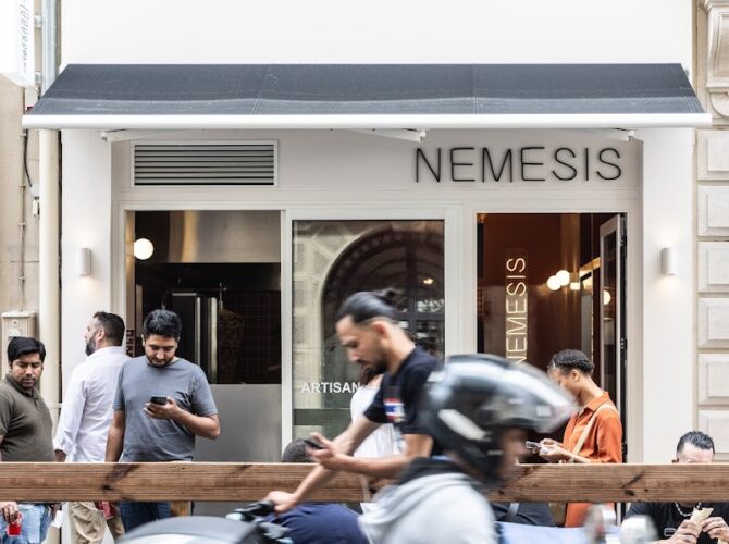 Restaurant NEMESIS Artisan Kebabier à Paris, France