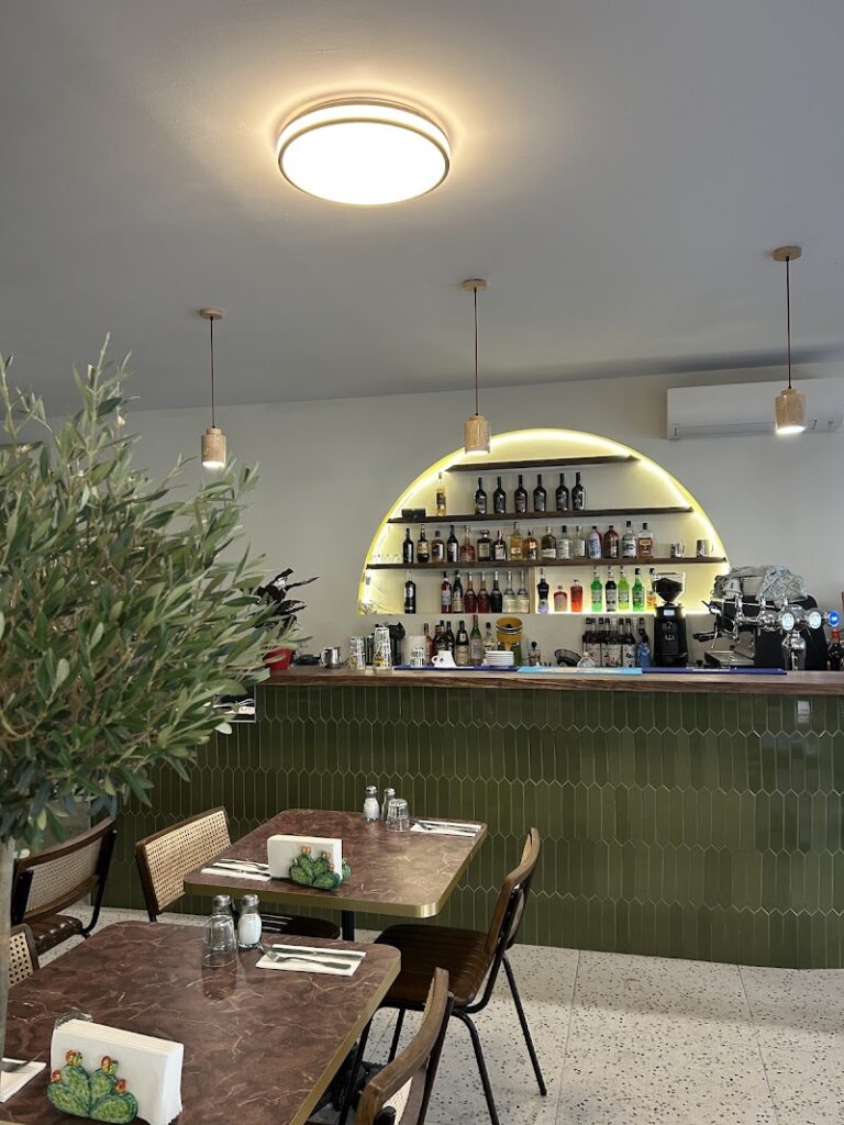 Restaurant Nicuzza Judaïque à Bordeaux, France — photo 1