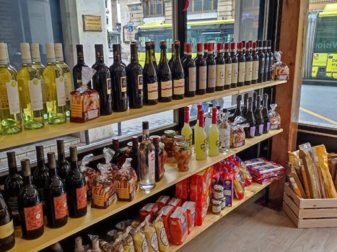 Restaurant Nino Épicerie Italienne à Reims, France