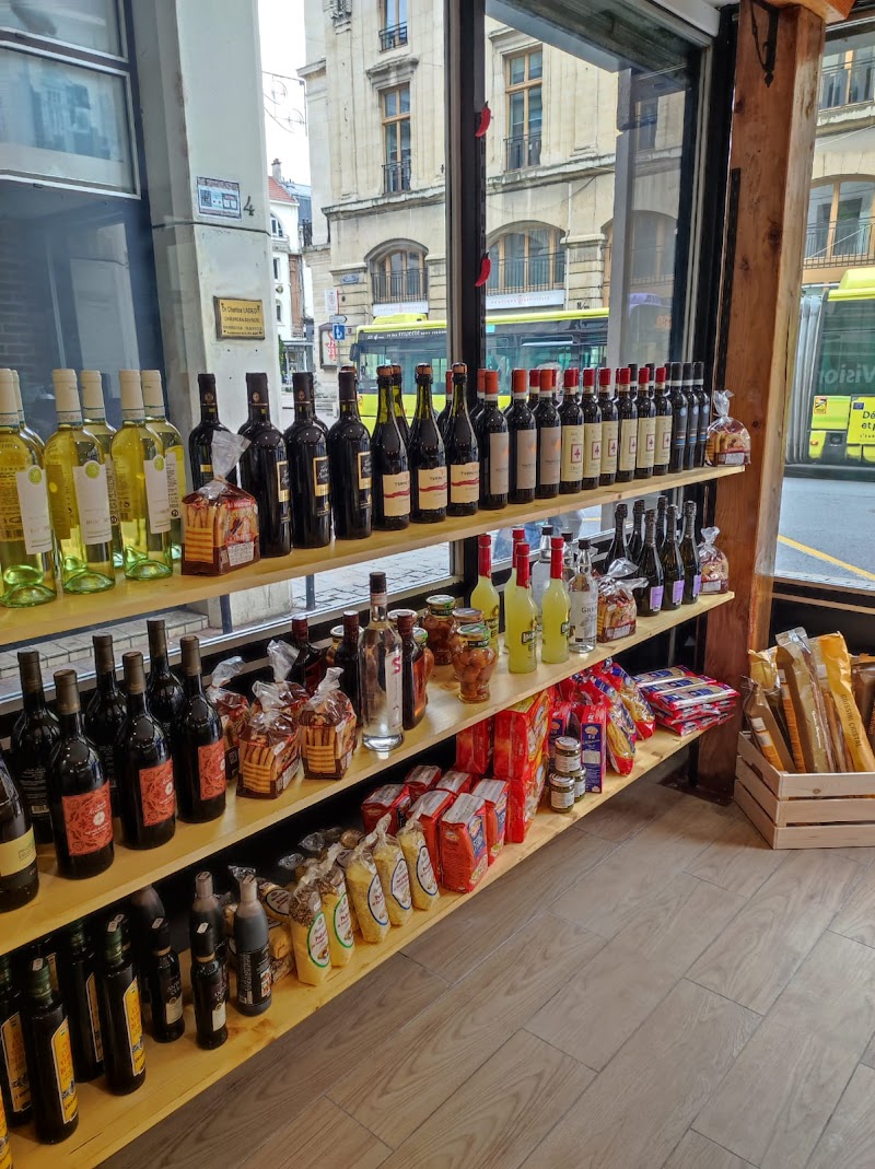 Restaurant Nino Épicerie Italienne à Reims, France