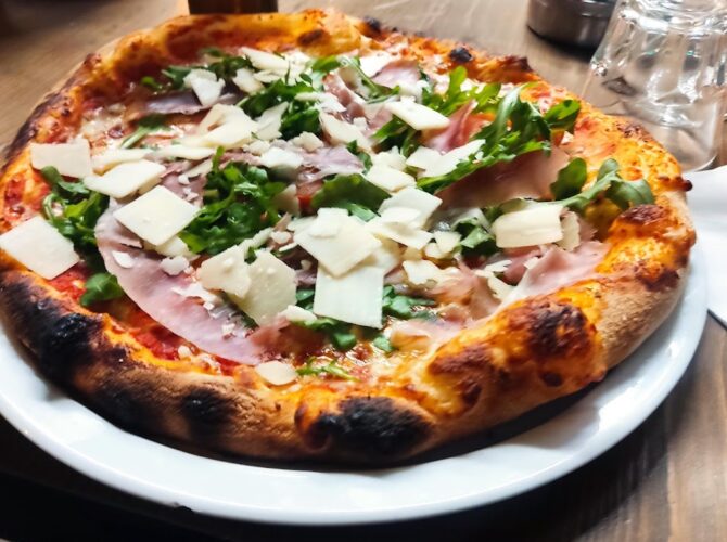 Restaurant NJ PIZZA CANNES à Cannes, France