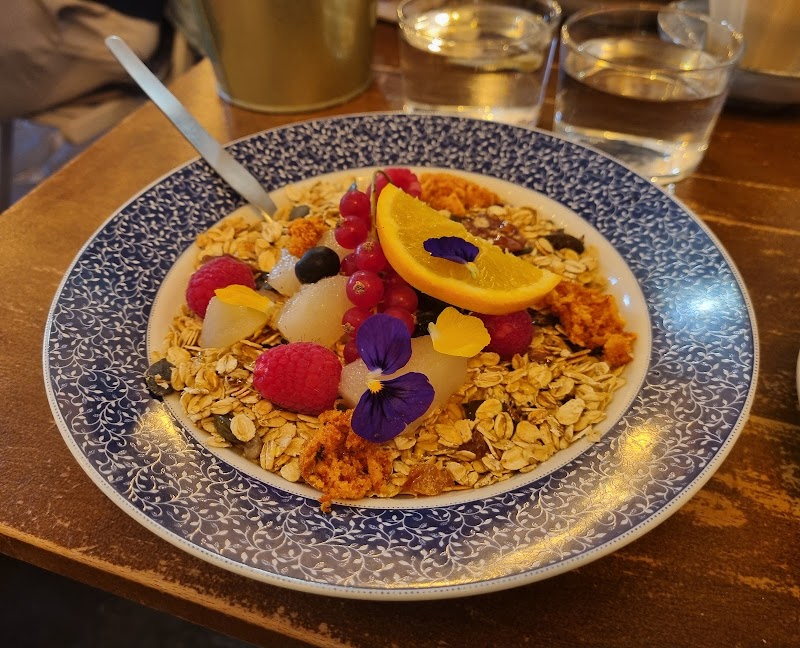 Restaurant Nomad brunch bar à Bayonne, France — photo 3
