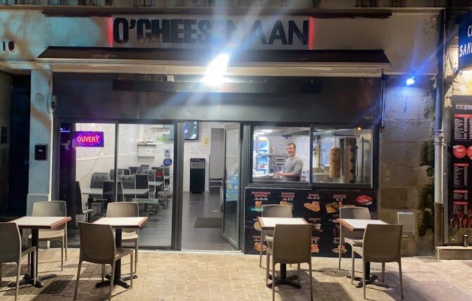 Restaurant O’Cheese Naan à Tours, France