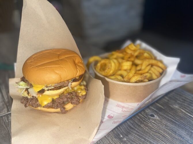 Restaurant Oh My Smash à Saint-Étienne, France