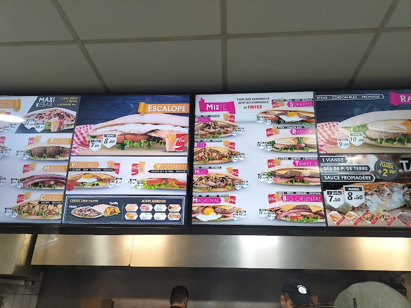 Restaurant O’swiss Food à Tours, France — photo 3