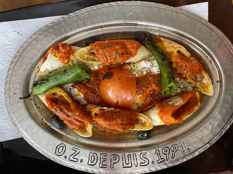 Restaurant Öz Maître Kebabier à Paris, France