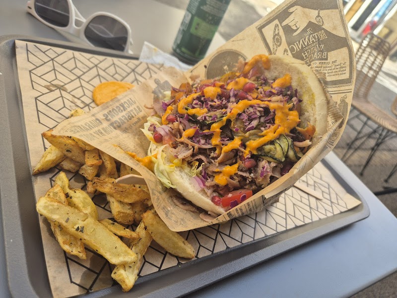 Restaurant Ozlem Berliner Kebab à Martigues, France