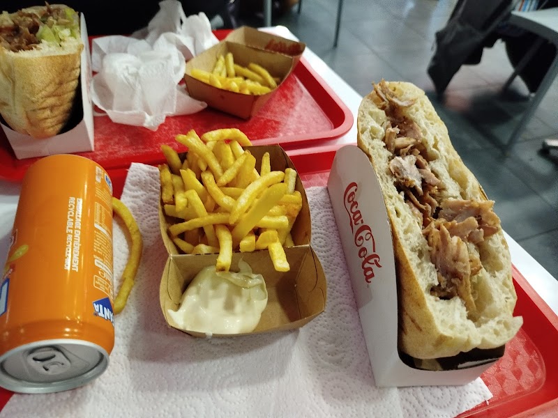 Restaurant Pacha Kebab Fait maison à Lyon, France