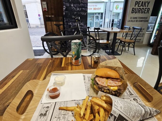Restaurant Peaky burger à Compiègne, France