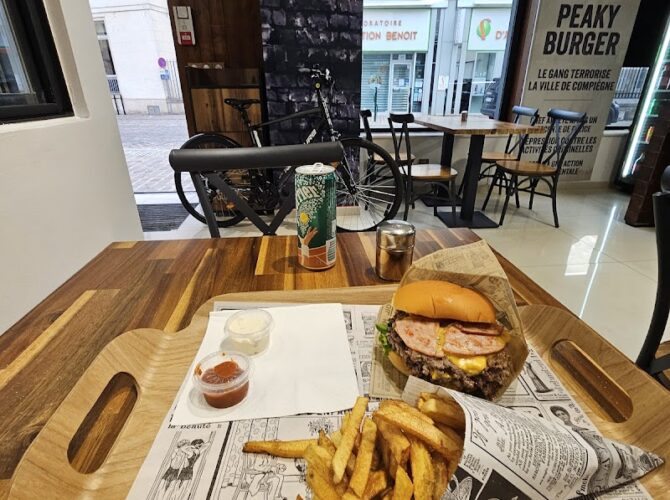 Restaurant Peaky burger à Compiègne, France