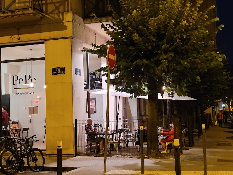 Restaurant Pepelino pizza à Lyon, France