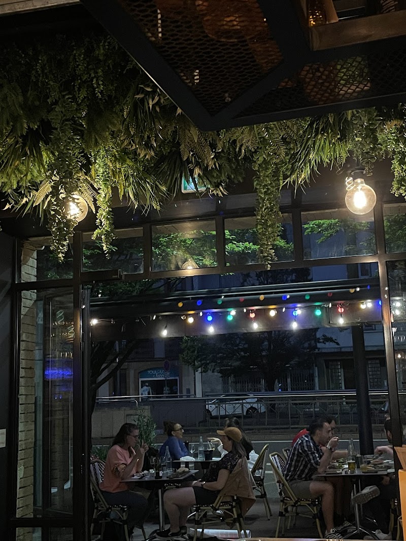 Restaurant PEPPONITA SAINT CYPRIEN à Toulouse, France