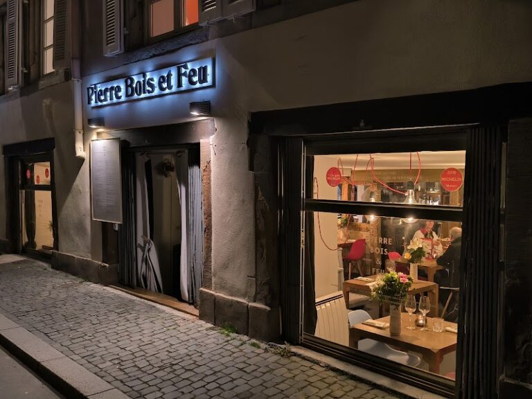 Restaurant Pierre Bois et Feu à Strasbourg, France — photo 1