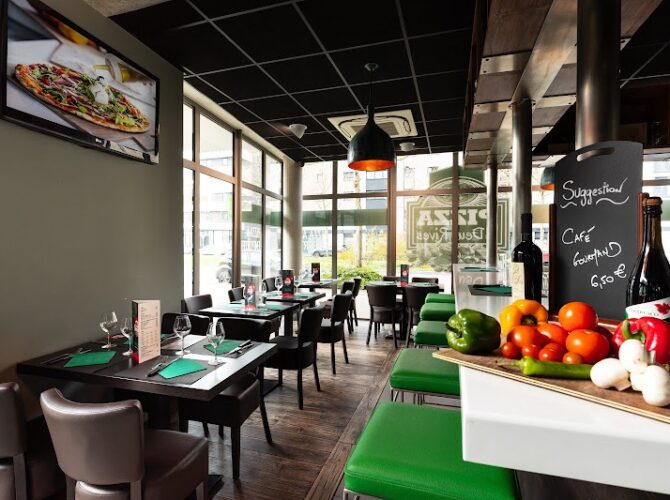 Restaurant Pizza Des Deux Rives à Strasbourg, France