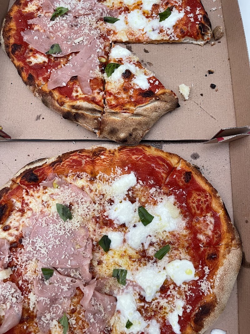 Restaurant Pizza La Belle Vie à Lyon, France