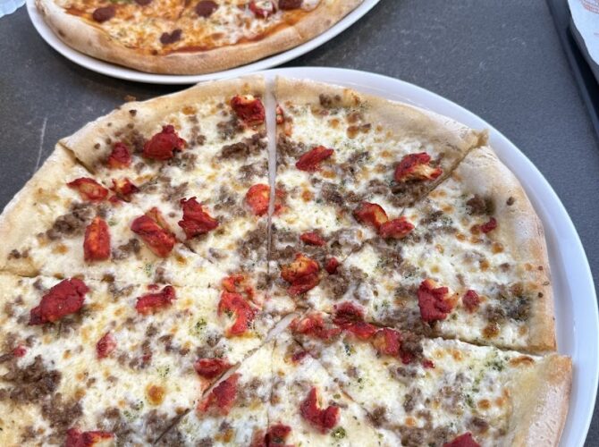 Restaurant Pizza To Naan à Strasbourg, France